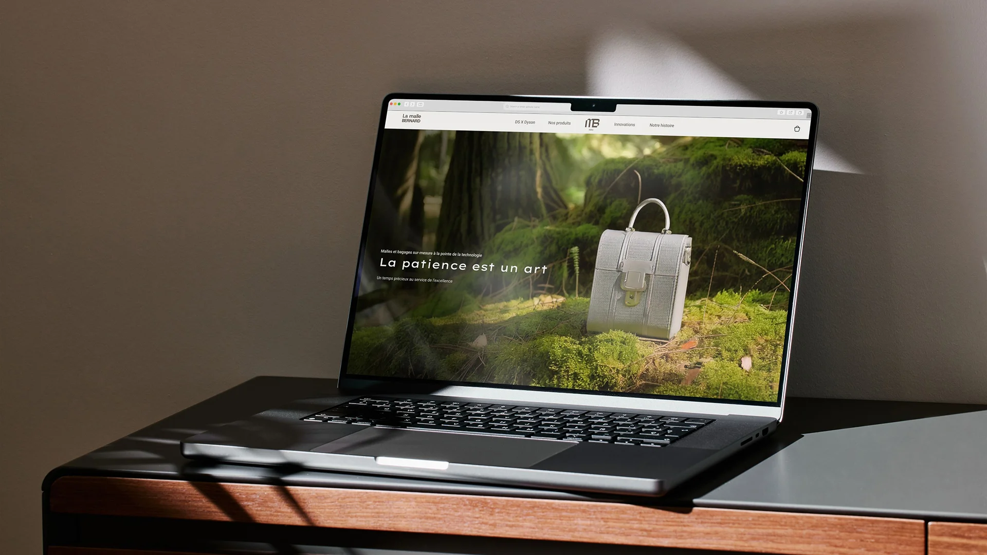 ordinateur et header du site