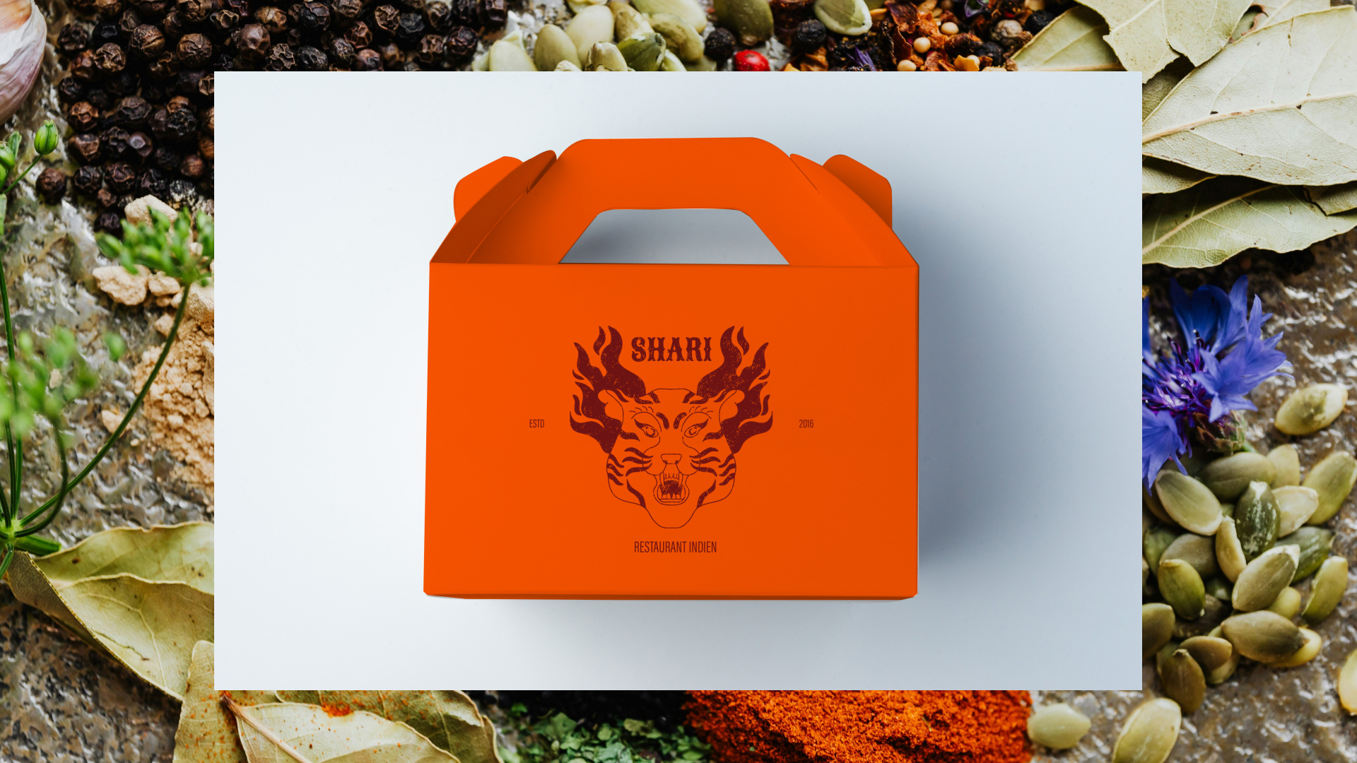 boîte à manger à emporter avec le logo